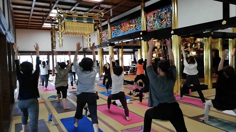 『寺ヨガ』in東漸寺　令和元年５月６日(月)祝 大安